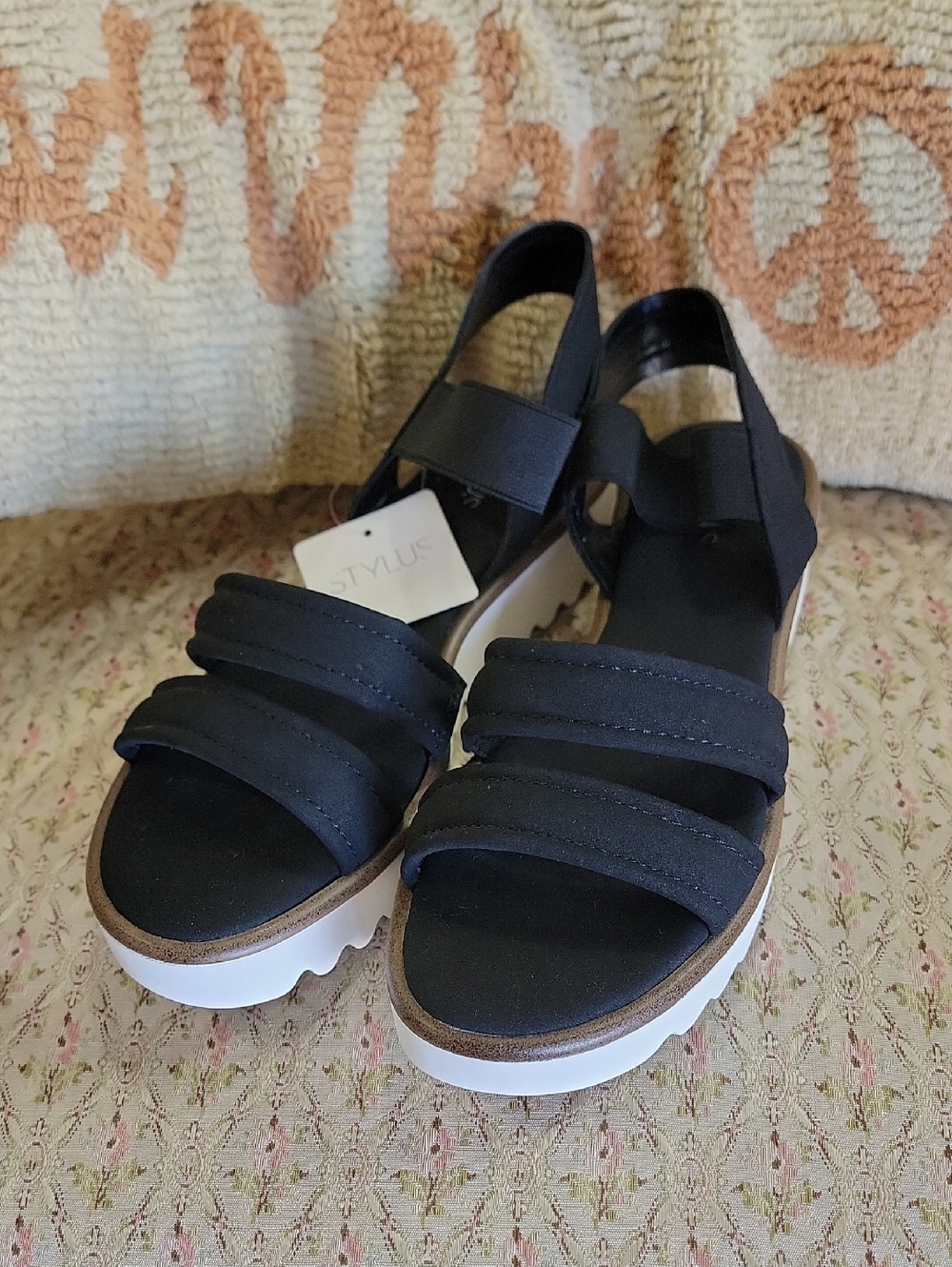STYLUS Black Strappy Platform Sandals with White Sole